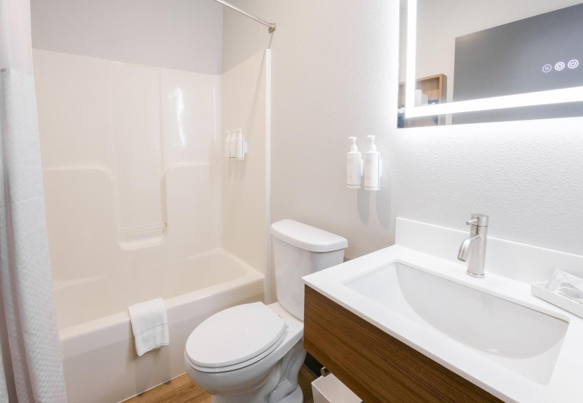 Microtel Inn & Suites Springville Esterno foto